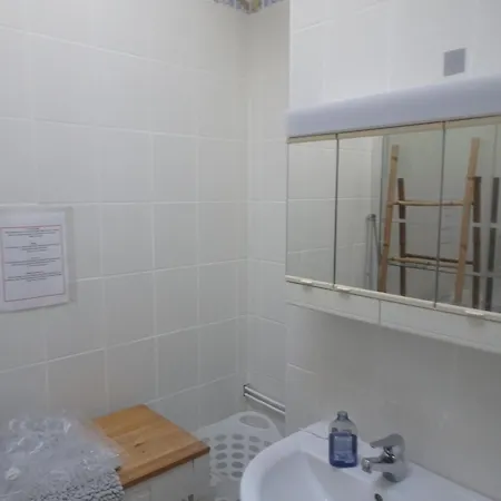 Arcachonaise A 50 M De La Plage, Centre *